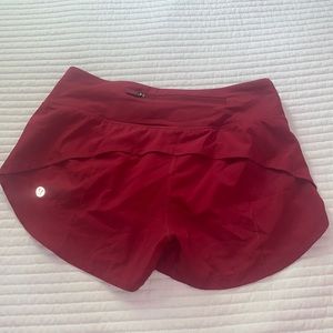 Lululemon Speed Up 2.5” Scarlet Red Shorts Size 2
